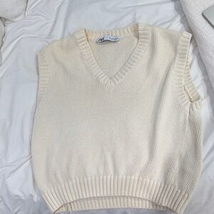 Zara Ivory V-Neck Sweater Vest